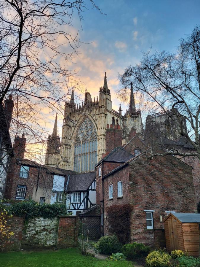 York Minster Garden Apartment ภายนอก รูปภาพ